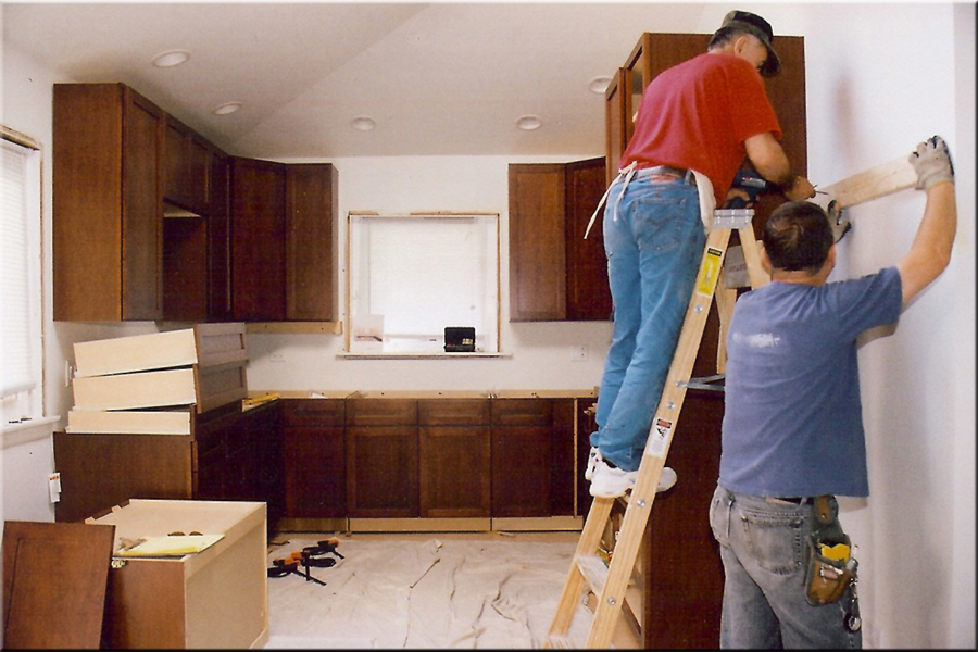 remodel-contractor-for-kitchen-with-wooden-cabinet-and-white-wall-scheme remodel-contractor-for-kitchen-with-wooden-cabinet-and-white-wall-scheme