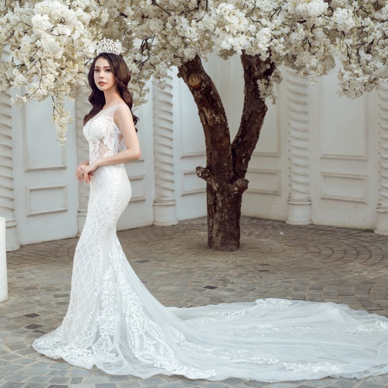bride-wedding-dress-white-dress-d1-2048x2048
